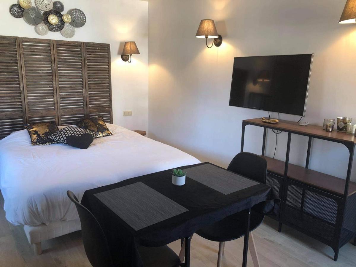 Le Petit Studio De L'Espace Bien Etre Libin Εξωτερικό φωτογραφία