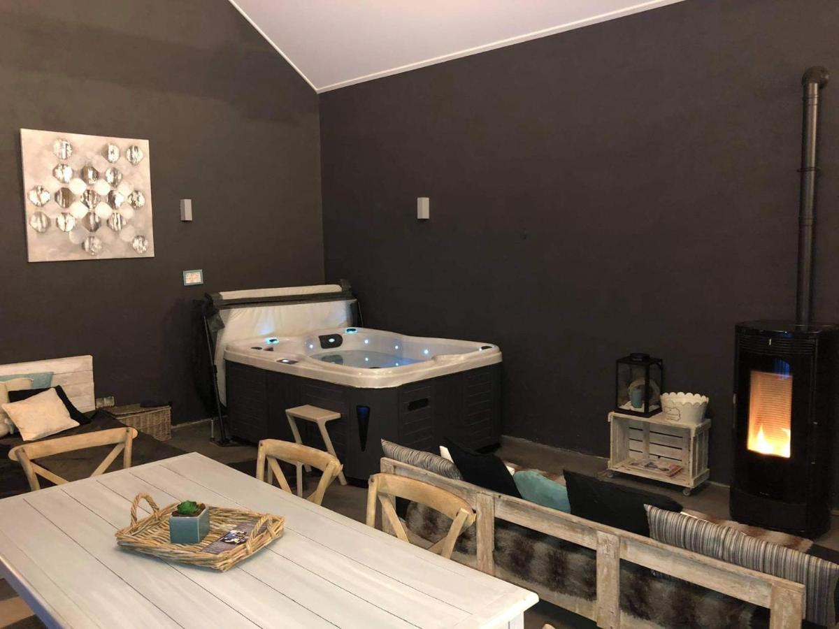 Le Petit Studio De L'Espace Bien Etre Libin Εξωτερικό φωτογραφία