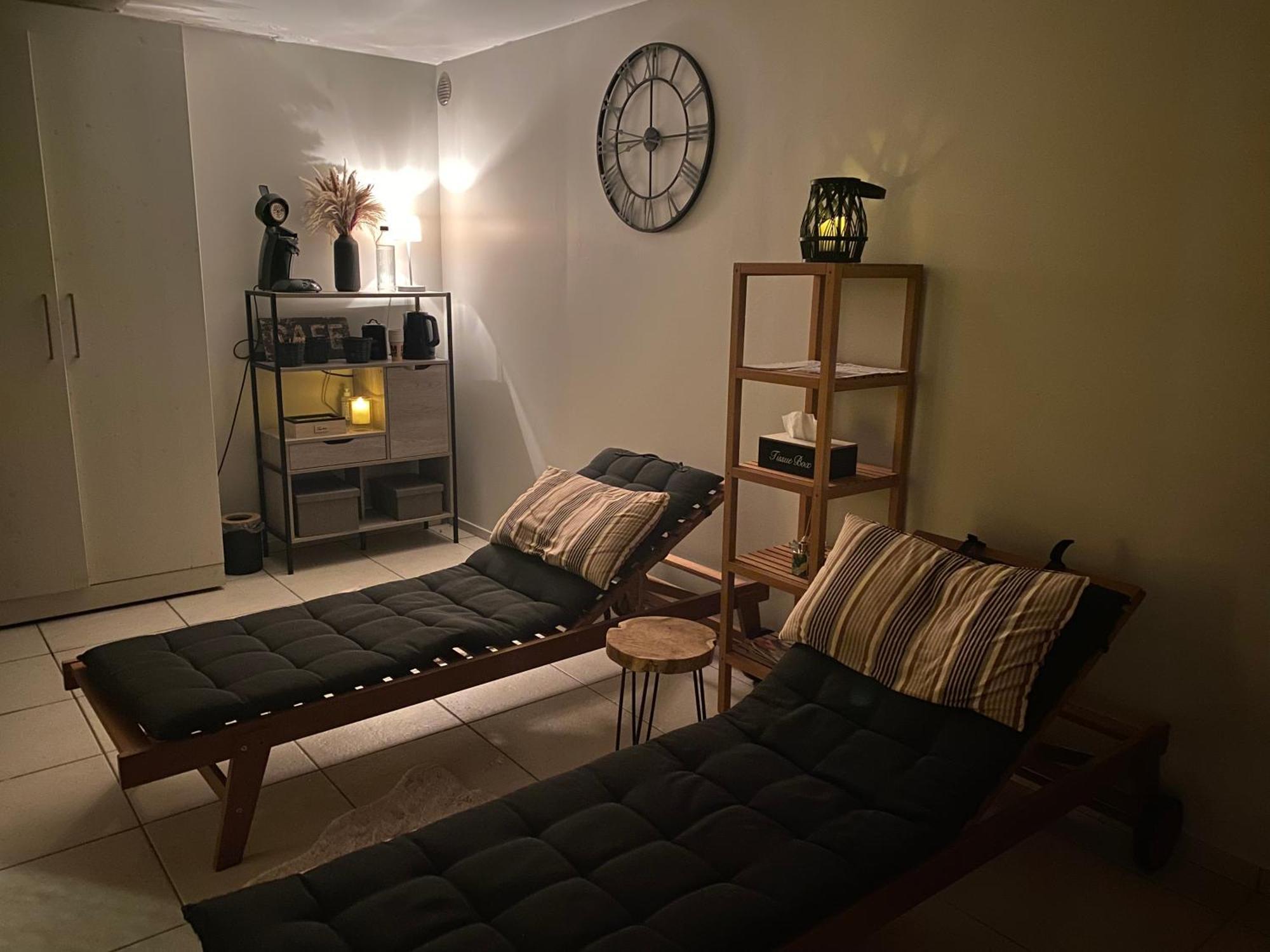 Le Petit Studio De L'Espace Bien Etre Libin Εξωτερικό φωτογραφία